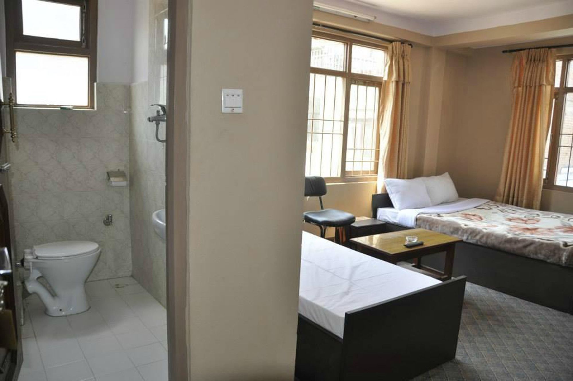Hotel Aagaman กาฐมาณฑุ ภายนอก รูปภาพ